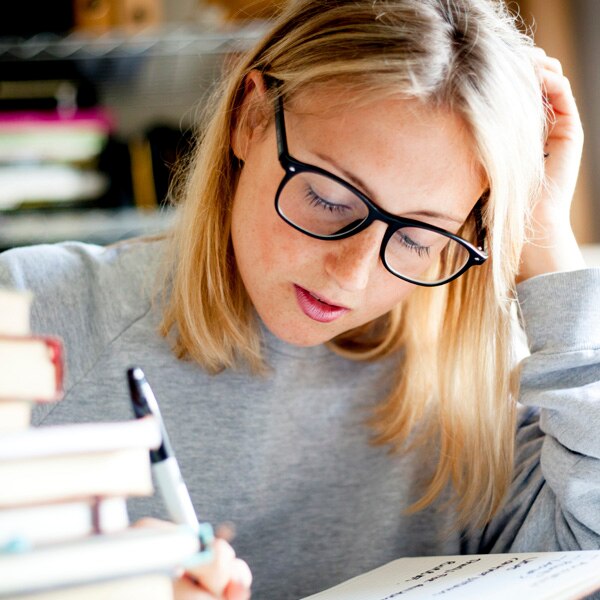 girl studying